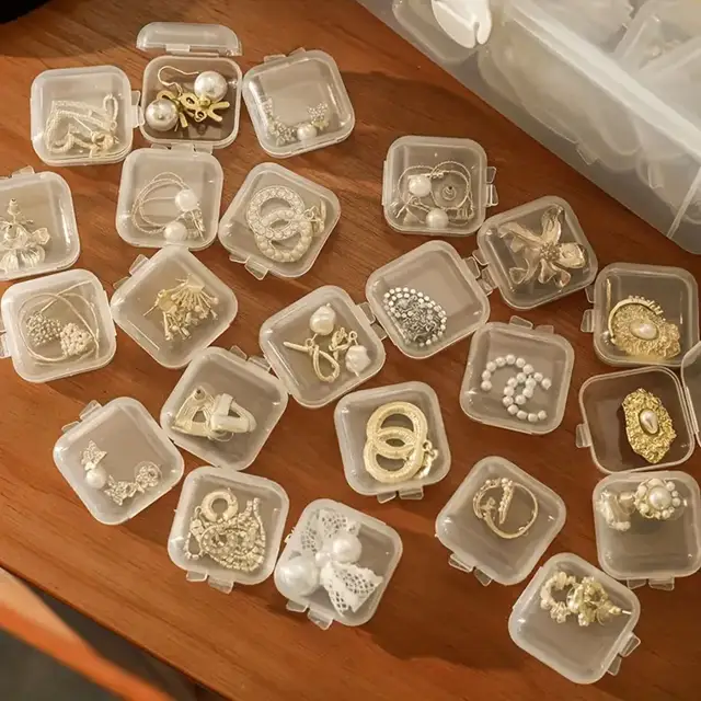Travel Containers view 2