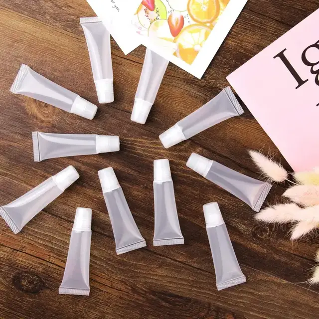 Plastic Lip Packaging Bottles view 3