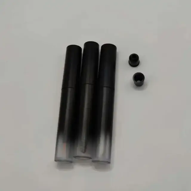 Lip Packaging Tubes view 2