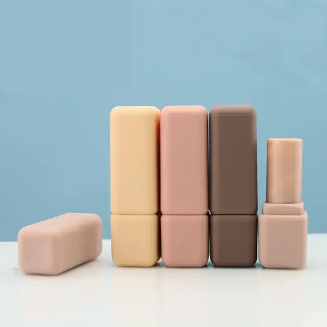 Lip Packaging Tubes view 2